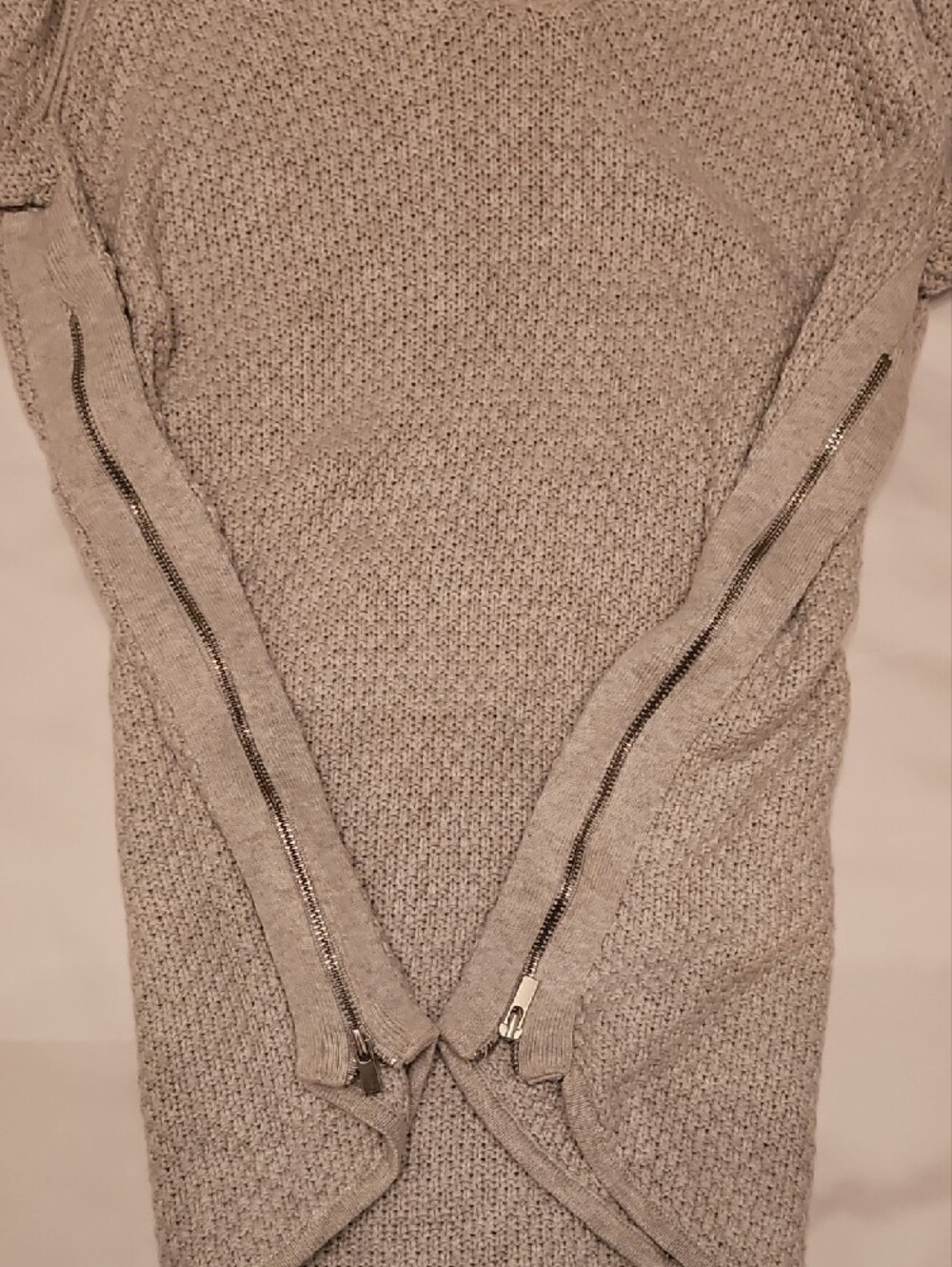 Banana Republic Cream Crewneck Sweater with Side Zippers - Picture 3 of 3